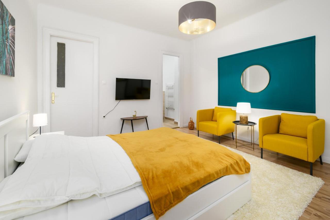 Stylish Spot By The River Danube Budapeste Exterior foto